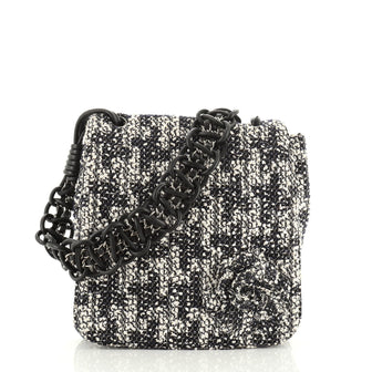 Chanel Camellia Messenger Bag Tweed Large
