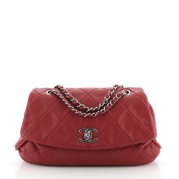 Chanel CC Curvy Flap Bag Quilted Calfskin Medium