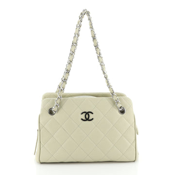 Vintage Zip Chain Shoulder Bag Quilted Caviar Medium