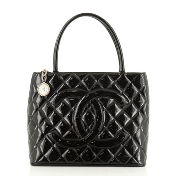 Medallion Tote Quilted Patent