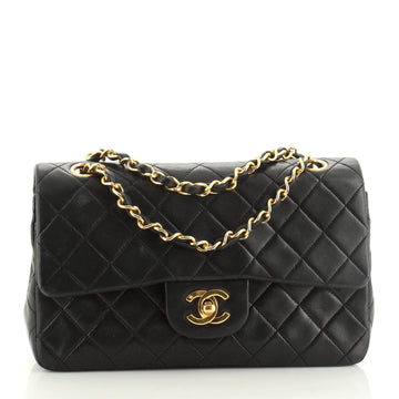 Vintage Classic Double Flap Bag Quilted Lambskin Medium