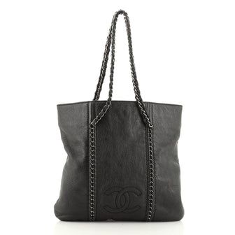 Chanel Luxe Ligne Zipped Tote Leather Large