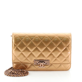 Golden Class Wallet on Chain Quilted Patent