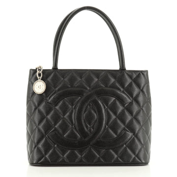 Medallion Tote Quilted Caviar