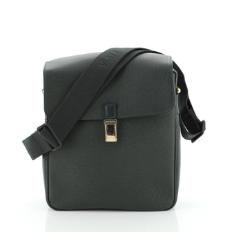 Louis Vuitton Yaranga Messenger Bag Taiga Leather Medium