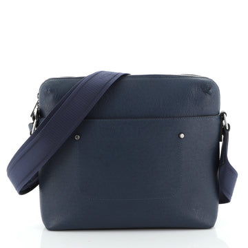 Grigori Messenger Bag Taiga Leather PM