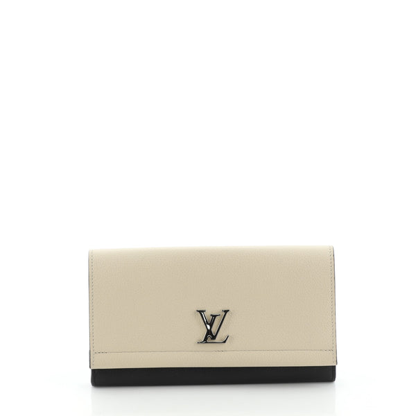 Shop Louis Vuitton MONOGRAM Cléa wallet (M82502, M82514, M82515