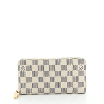 Louis Vuitton Zippy Wallet Damier