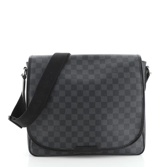 Louis Vuitton Daniel Messenger Bag Damier Graphite MM