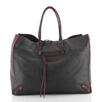 Balenciaga Papier A4 Classic Studs Bag Leather Medium