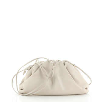 Bottega Veneta The Pouch Leather 20