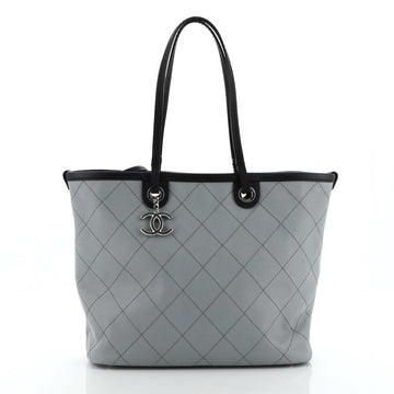 Chanel Fever Tote Quilted Caviar Medium