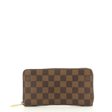 Louis Vuitton Zippy Wallet Damier