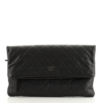 Chanel Beauty CC Clutch Quilted Caviar