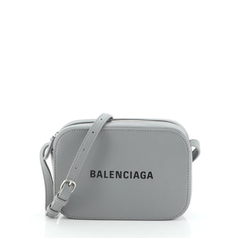 Balenciaga Everyday Crossbody Bag Leather XS