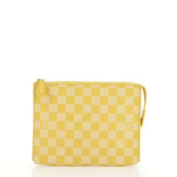 Louis Vuitton Element Clutch Damier Couleurs