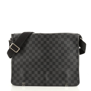 Louis Vuitton District NM Messenger Bag Damier Graphite GM