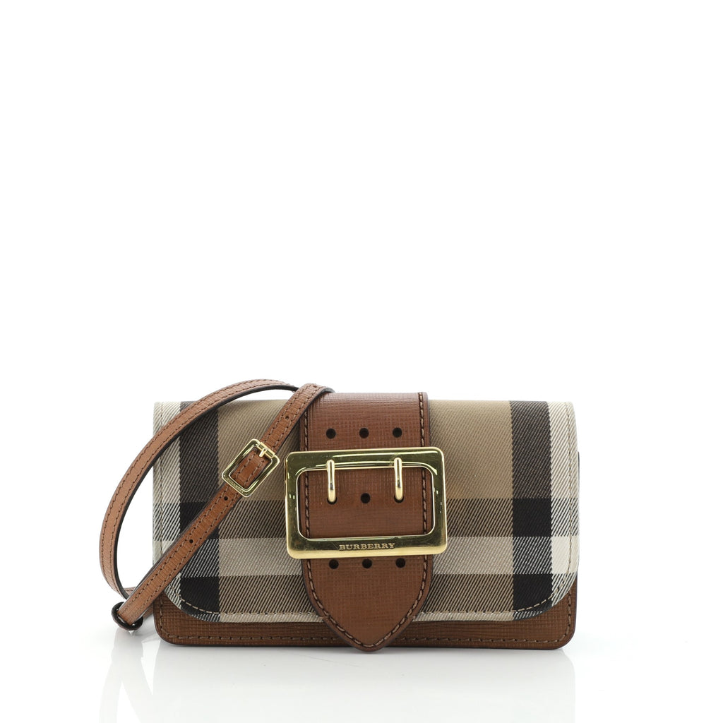 Burberry sale buckle house