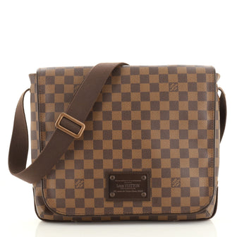 Louis Vuitton District Messenger Bag Damier MM