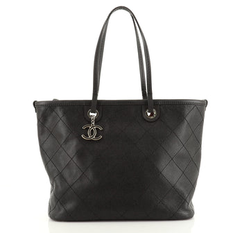 Chanel Fever Tote Quilted Caviar Medium