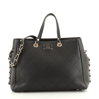 Chanel Neo Soft Shopping Tote Quilted Bullskin Medium