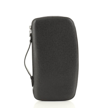 Louis Vuitton Zippy Wallet Taiga Leather XL