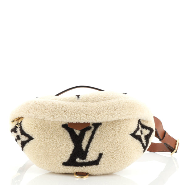 Louis Vuitton Bum Bag Monogram Giant Teddy Fleece Neutral 8741770