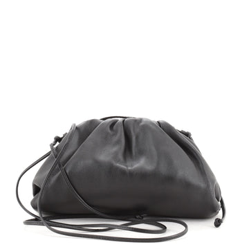 Bottega Veneta The Pouch Leather 20