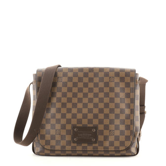 Louis Vuitton District Messenger Bag Damier MM