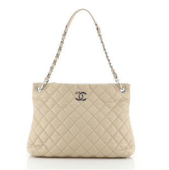 Chanel Easy Tote Quilted Caviar Large