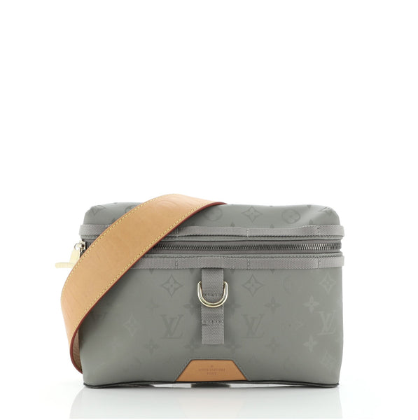 Louis Vuitton Messenger Bag Limited Edition Titanium Monogram Canvas PM Gray