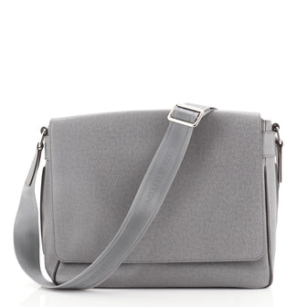 Louis Vuitton Roman Handbag Taiga Leather MM