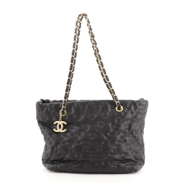 Chanel Wild Stitch Shopping Tote Caviar Medium