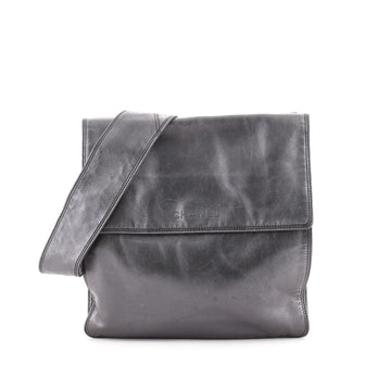 Chanel Vintage Flat Crossbody Bag Leather Medium