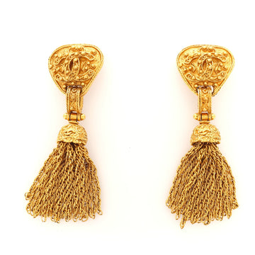 Chanel Vintage CC Chain Tassel Clip-On Earrings Metal