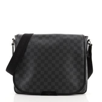 Louis Vuitton Daniel Messenger Bag Damier Graphite MM