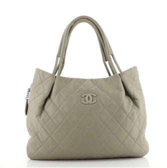 Chanel Yacht Expandable Zipper Hobo Quilted Caviar Small