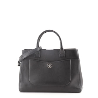 Chanel Neo Executive Tote Grained Calfskin Medium