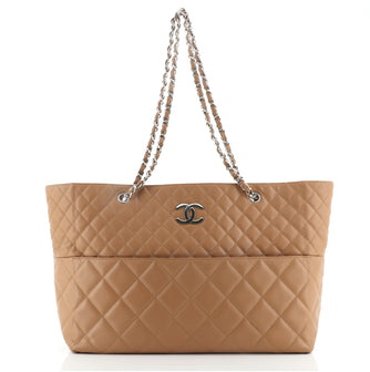 Chanel In The Business Tote Quilted Lambskin Large