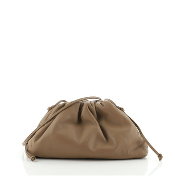 Bottega Veneta The Pouch Leather 20