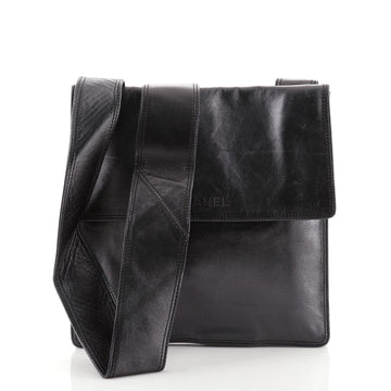 Chanel Vintage Logo Flap Messenger Bag Leather Medium