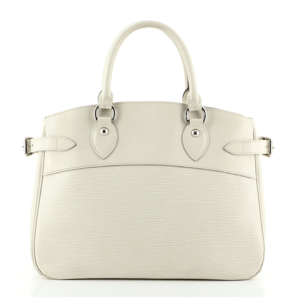 Louis Vuitton White EPI Leather Passy PM Bag 672lvs618