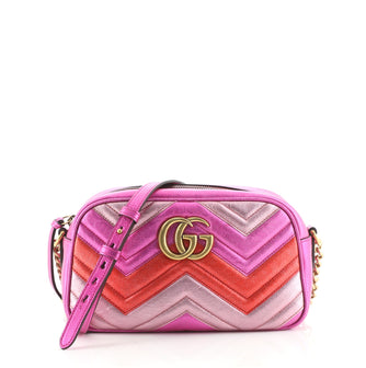 Gucci GG Marmont Shoulder Bag Matelasse Leather Small