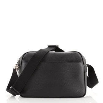 Louis Vuitton Reporter Bag Taiga Leather PM