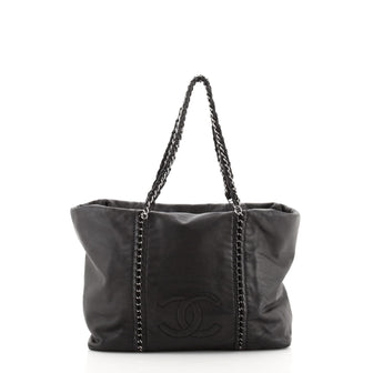 Chanel Luxe Ligne Zip Top Tote Calfskin Large