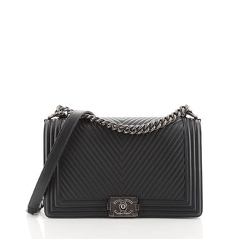 Chanel Boy Flap Bag Chevron Calfskin New Medium