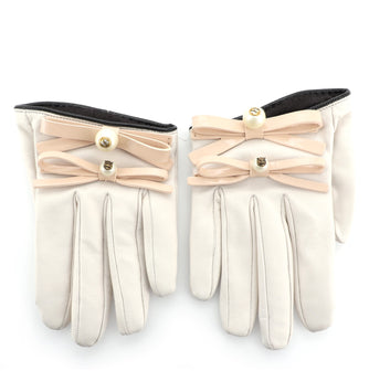 Gucci Pearly Bow Short Gloves Leather with Faux Pearls