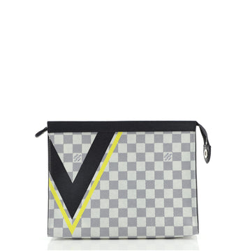 Louis Vuitton Pochette Voyage Damier Coastline MM