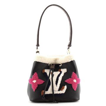 Louis Vuitton NeoNoe Handbag Shearling Monogram MM