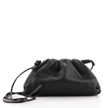 Bottega Veneta The Pouch Leather 20